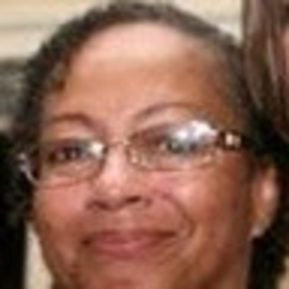 Meet your Posher, Phyllis - Picture 1 of 1